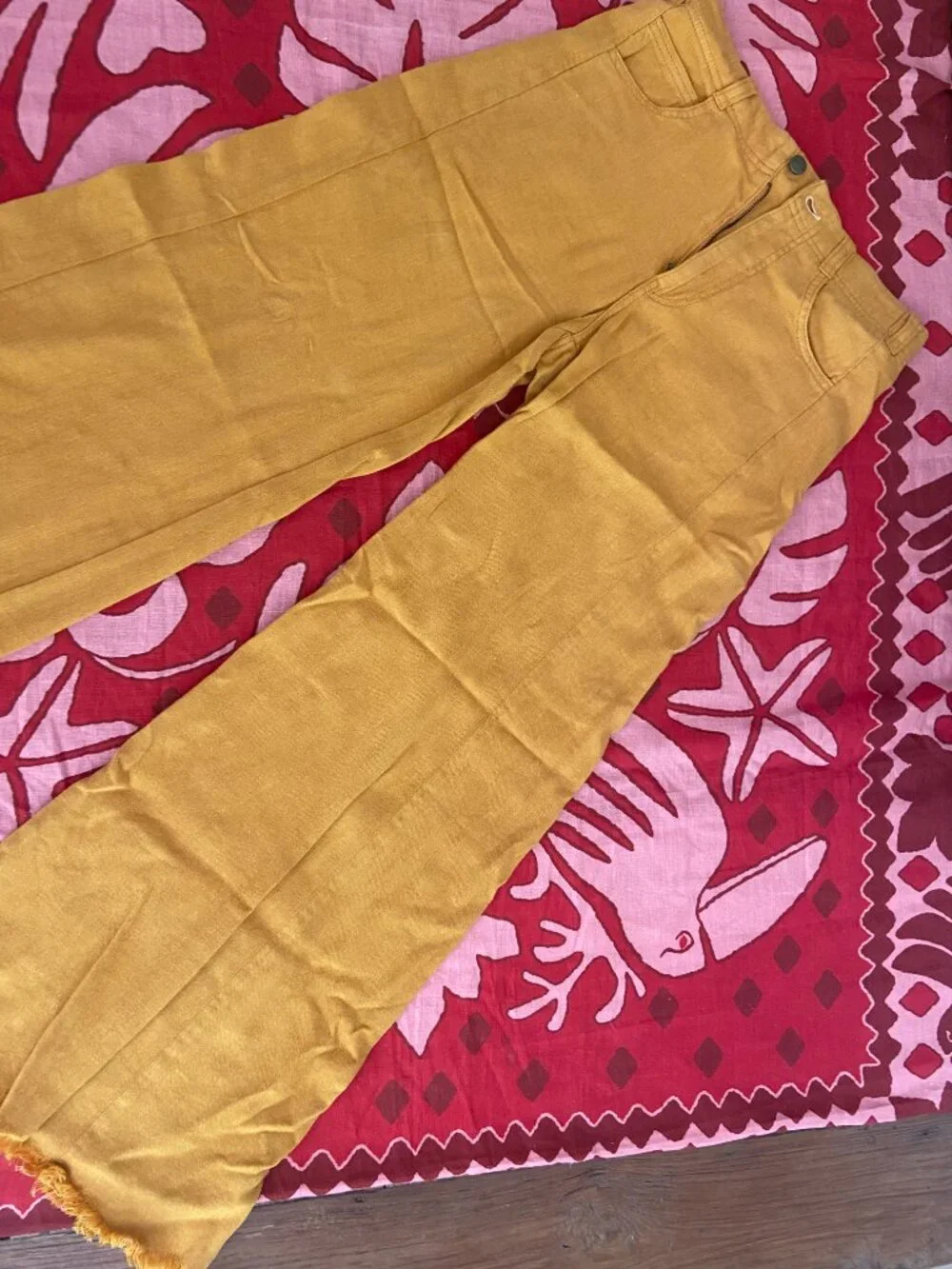 Pilcro Anthropologie mid-rise flare wide leg jean. - Picture 2 of 3
